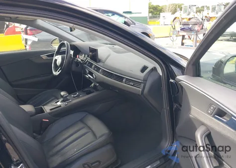 2017 Audi A4 2.0T Ultra Premium z USA, uszkodzony, nr VIN WAUGMAF46HN047810